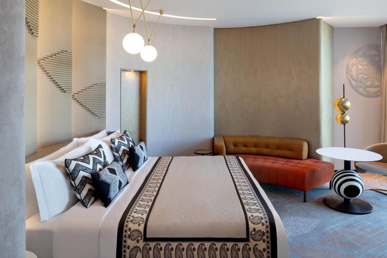 Paragraph Freedom Square, A Luxury Collection Hotel, Тбилиси Екстериор снимка