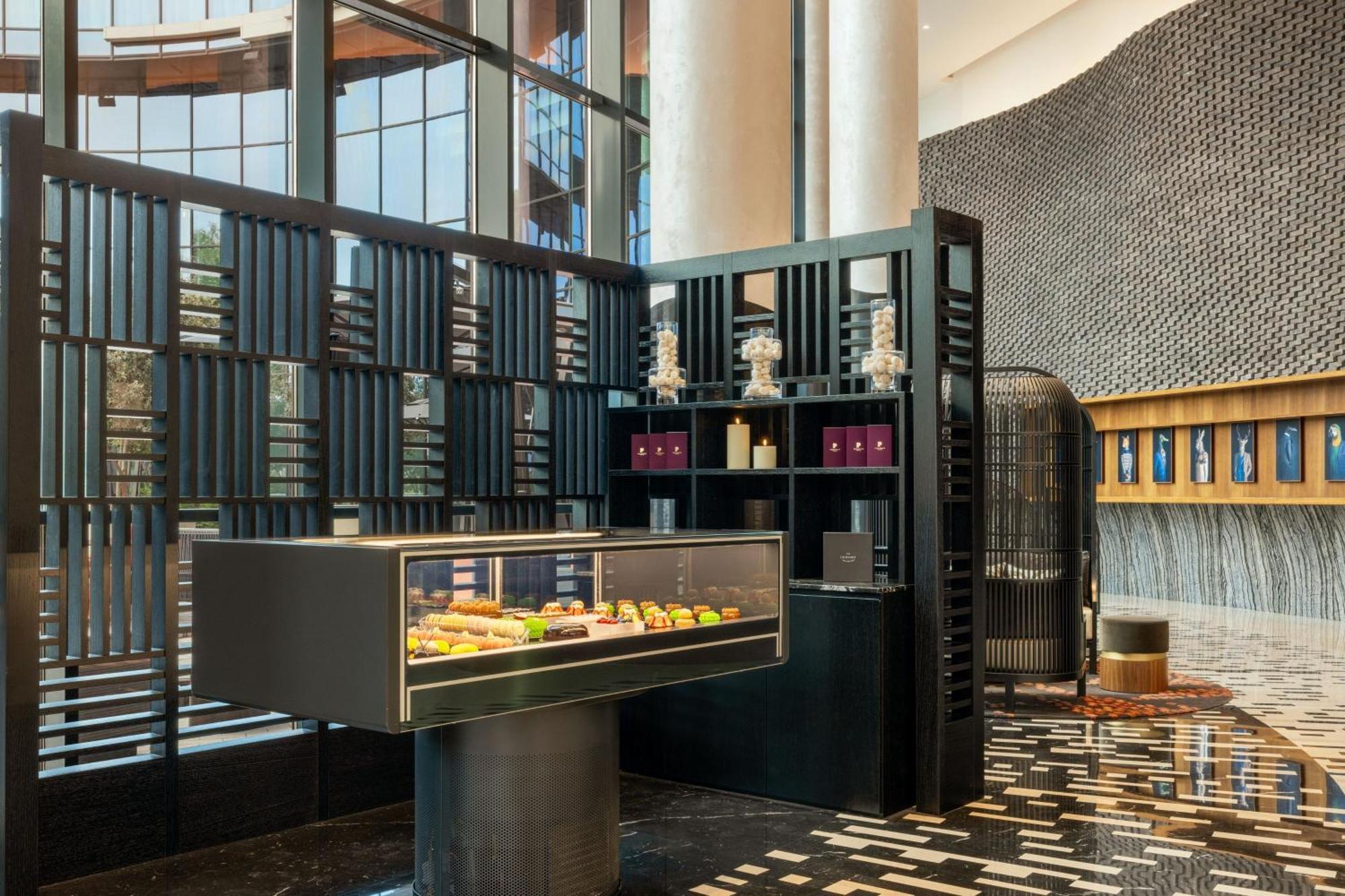 Paragraph Freedom Square, A Luxury Collection Hotel, Тбилиси Екстериор снимка